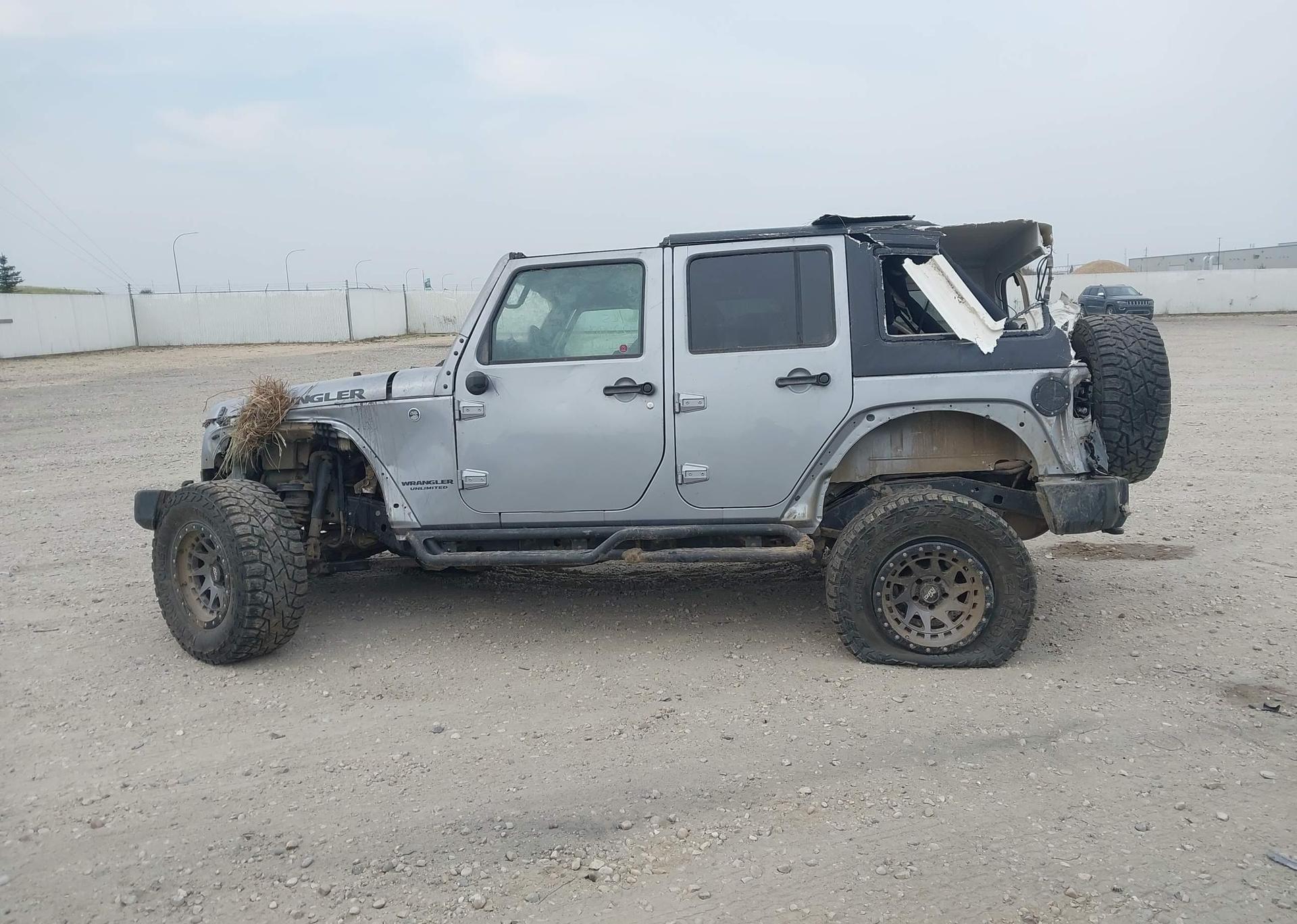 2017 JEEP WRANGLER UNLIMITED SPORT