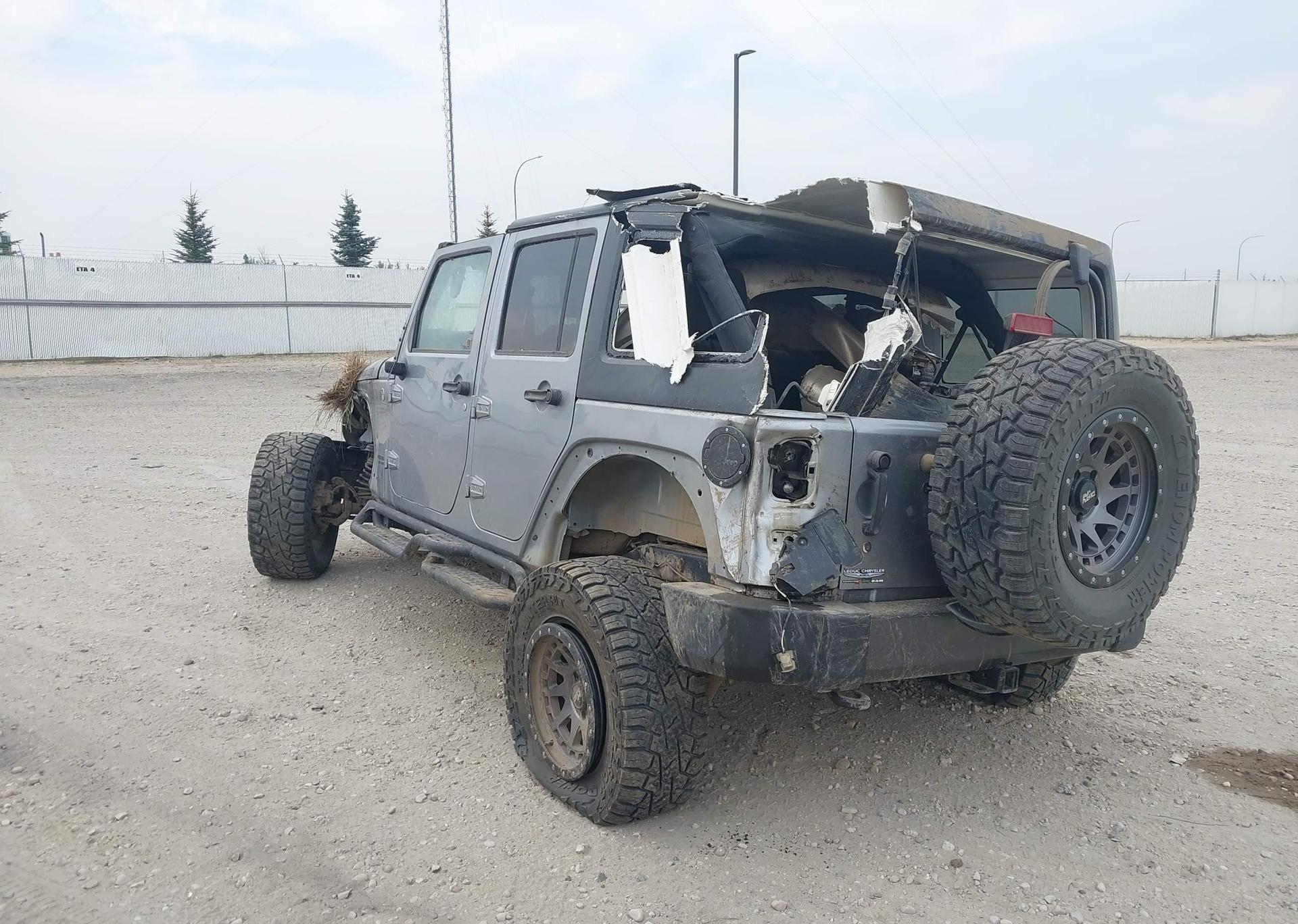 2017 JEEP WRANGLER UNLIMITED SPORT