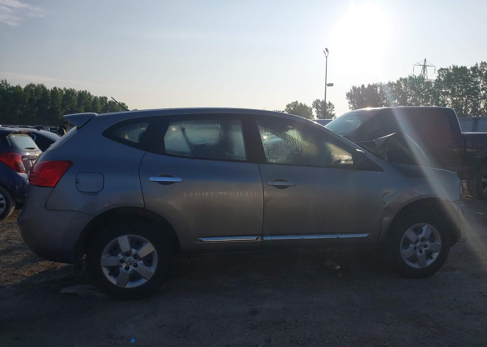 2012 NISSAN ROGUE S