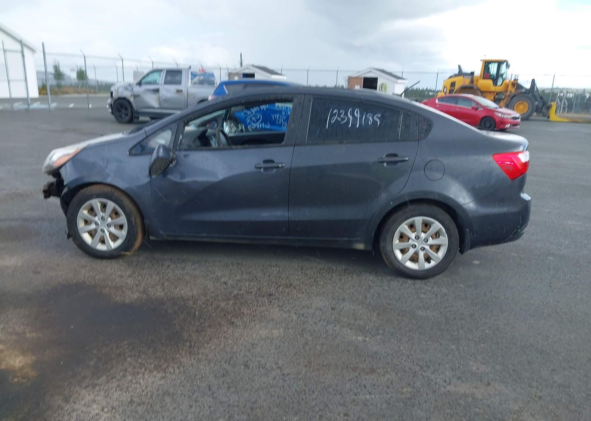 2014 KIA RIO LX