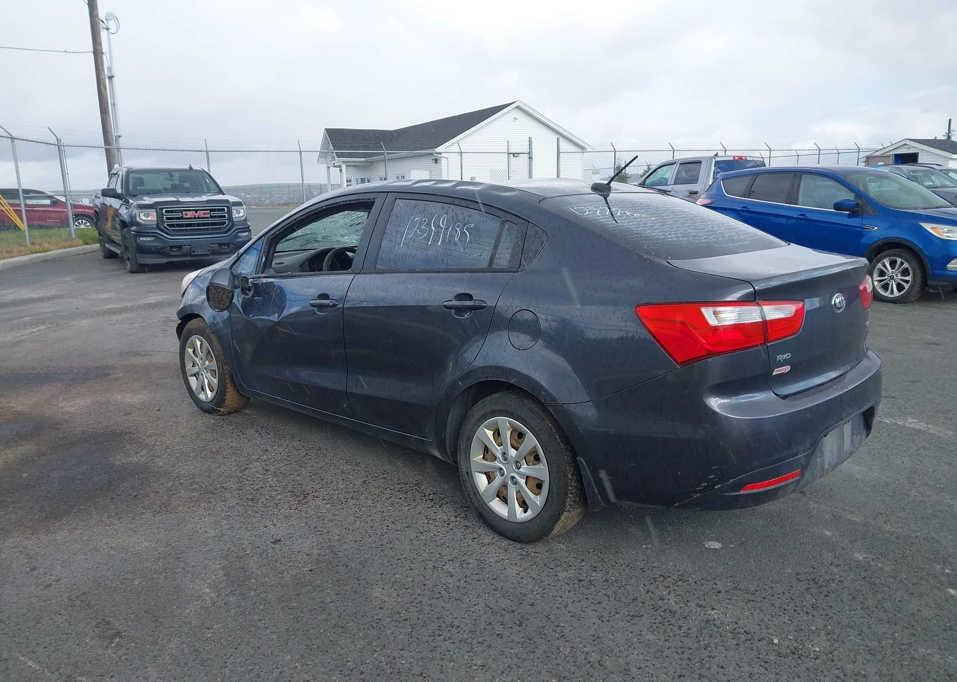 2014 KIA RIO LX