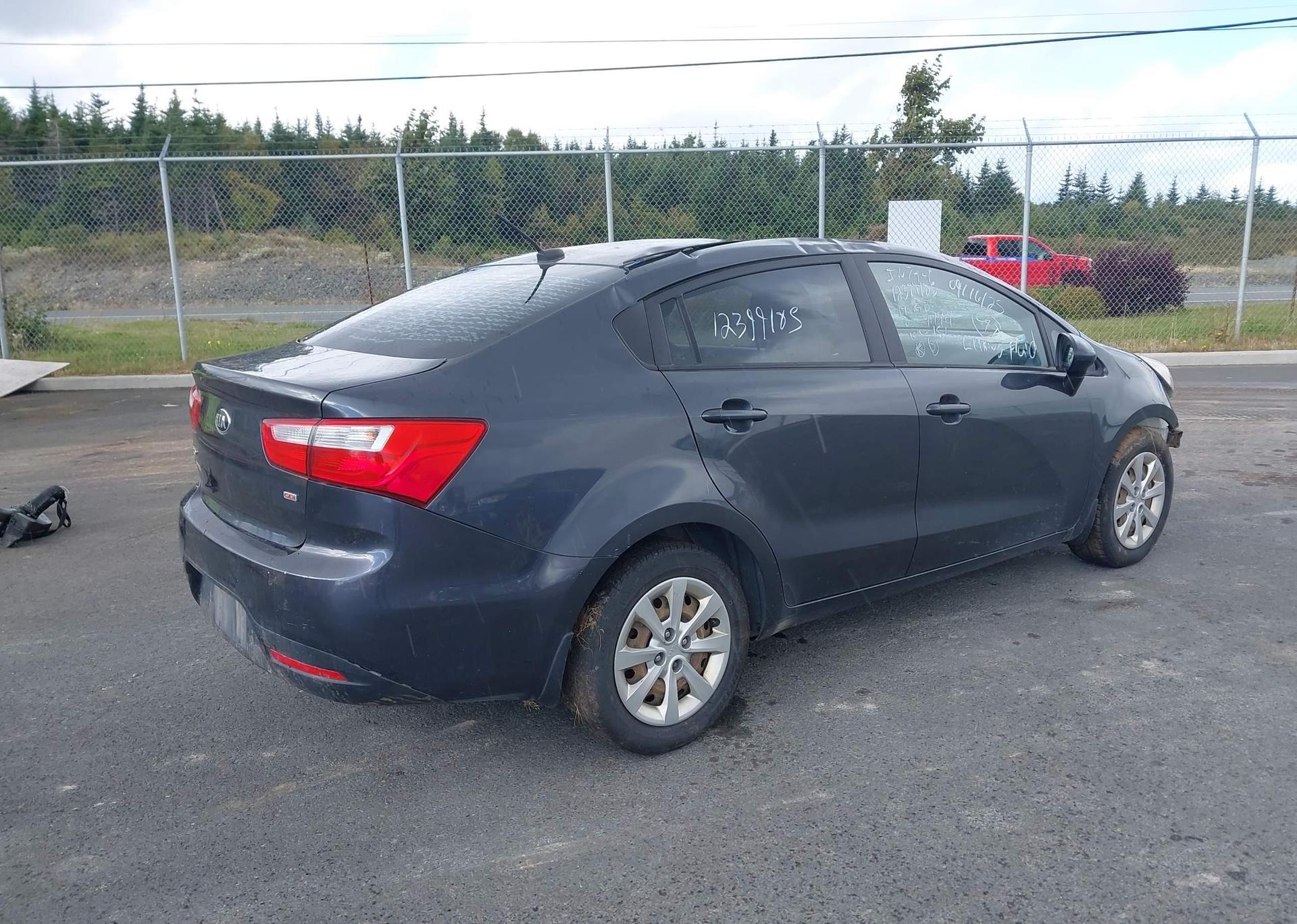 2014 KIA RIO LX