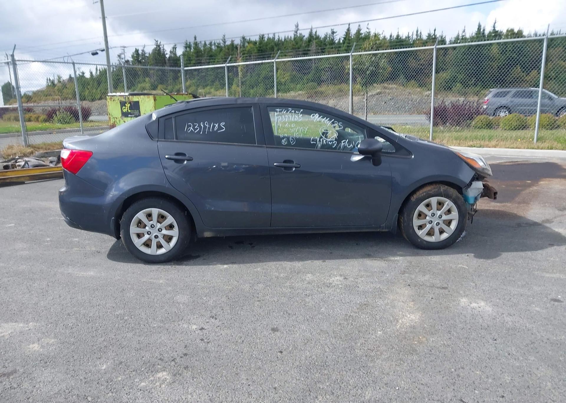 2014 KIA RIO LX
