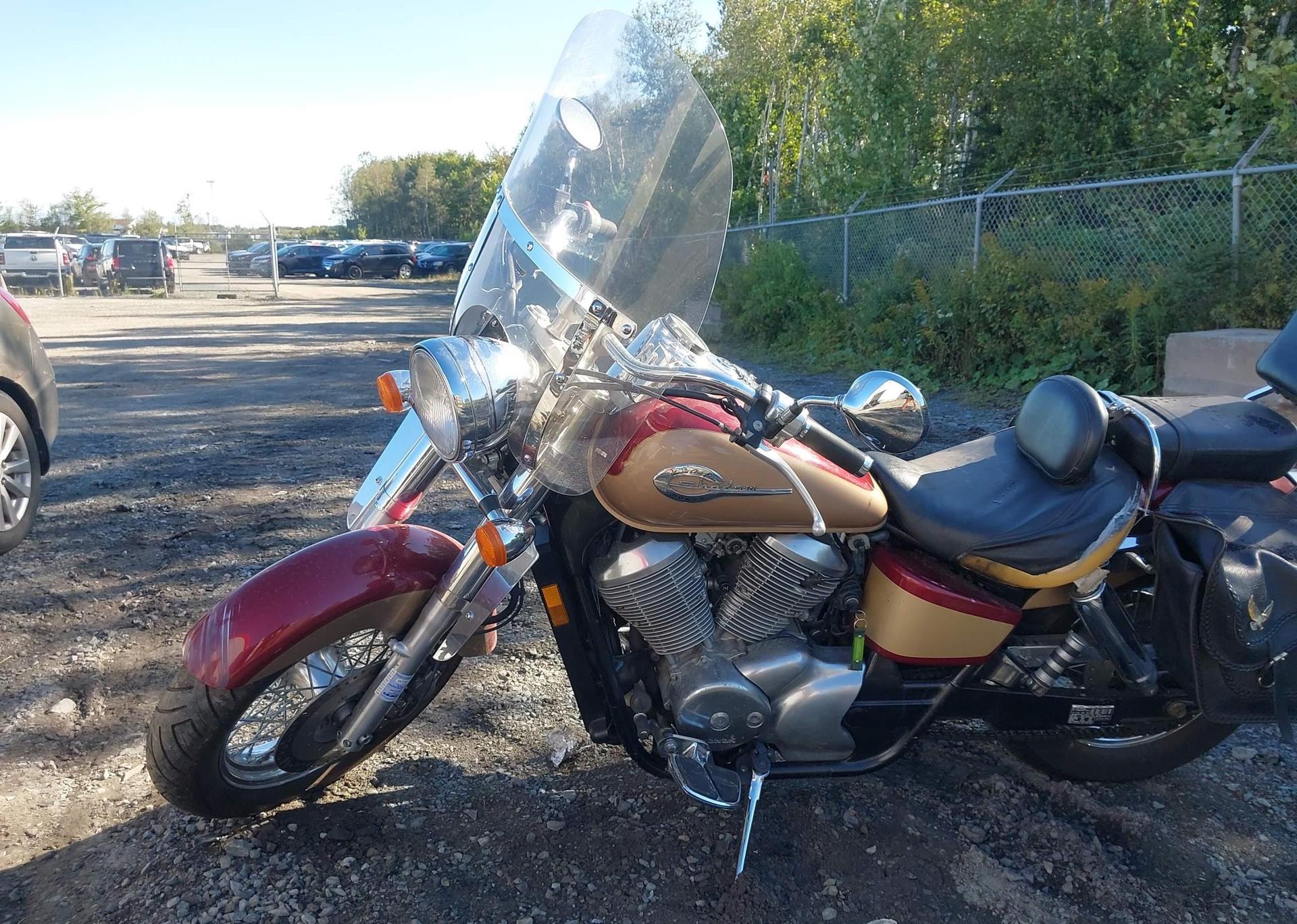 2000 HONDA VT750 CD3