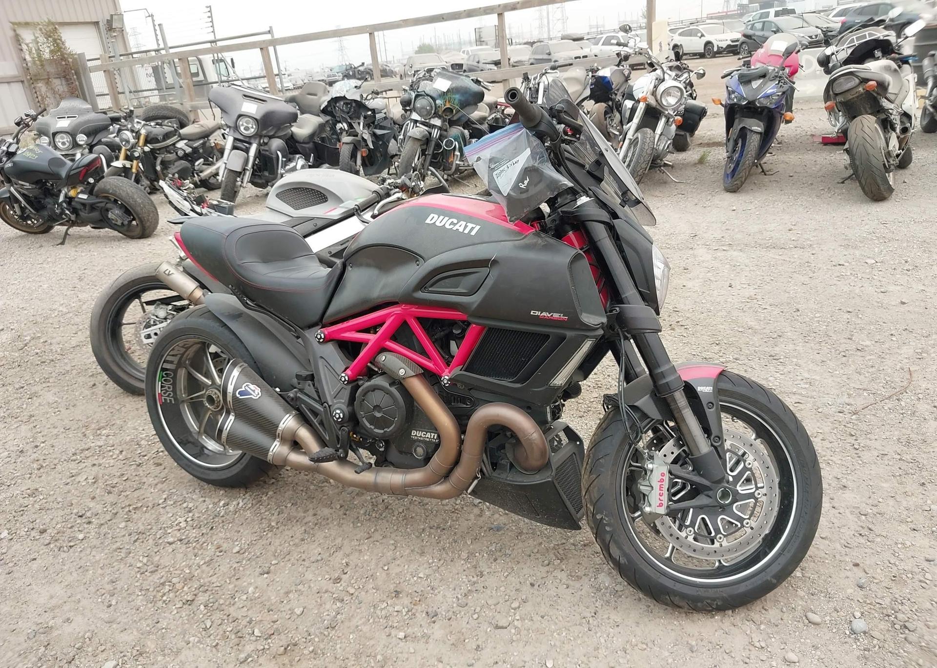 2015 DUCATI DIAVEL
