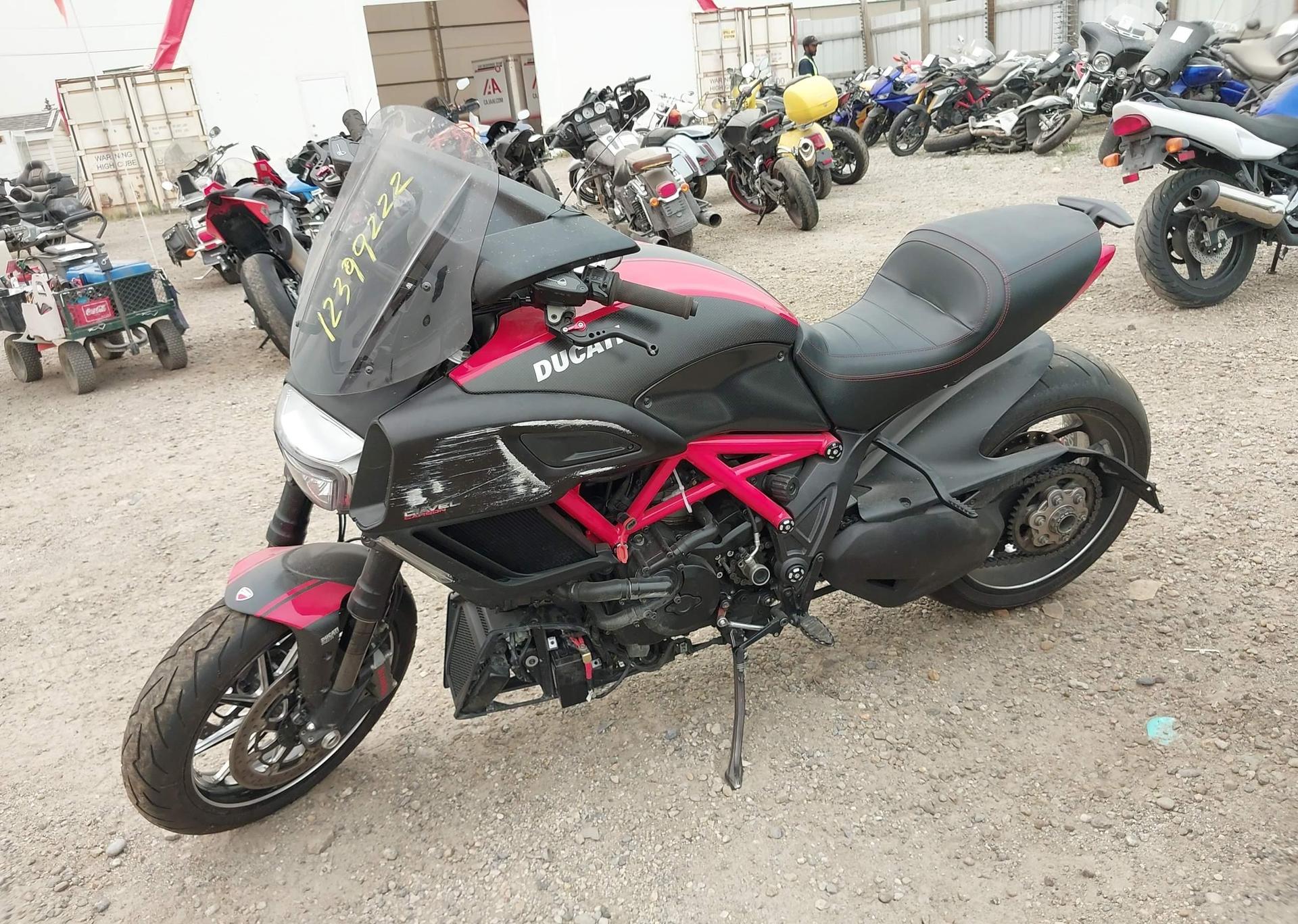 2015 DUCATI DIAVEL