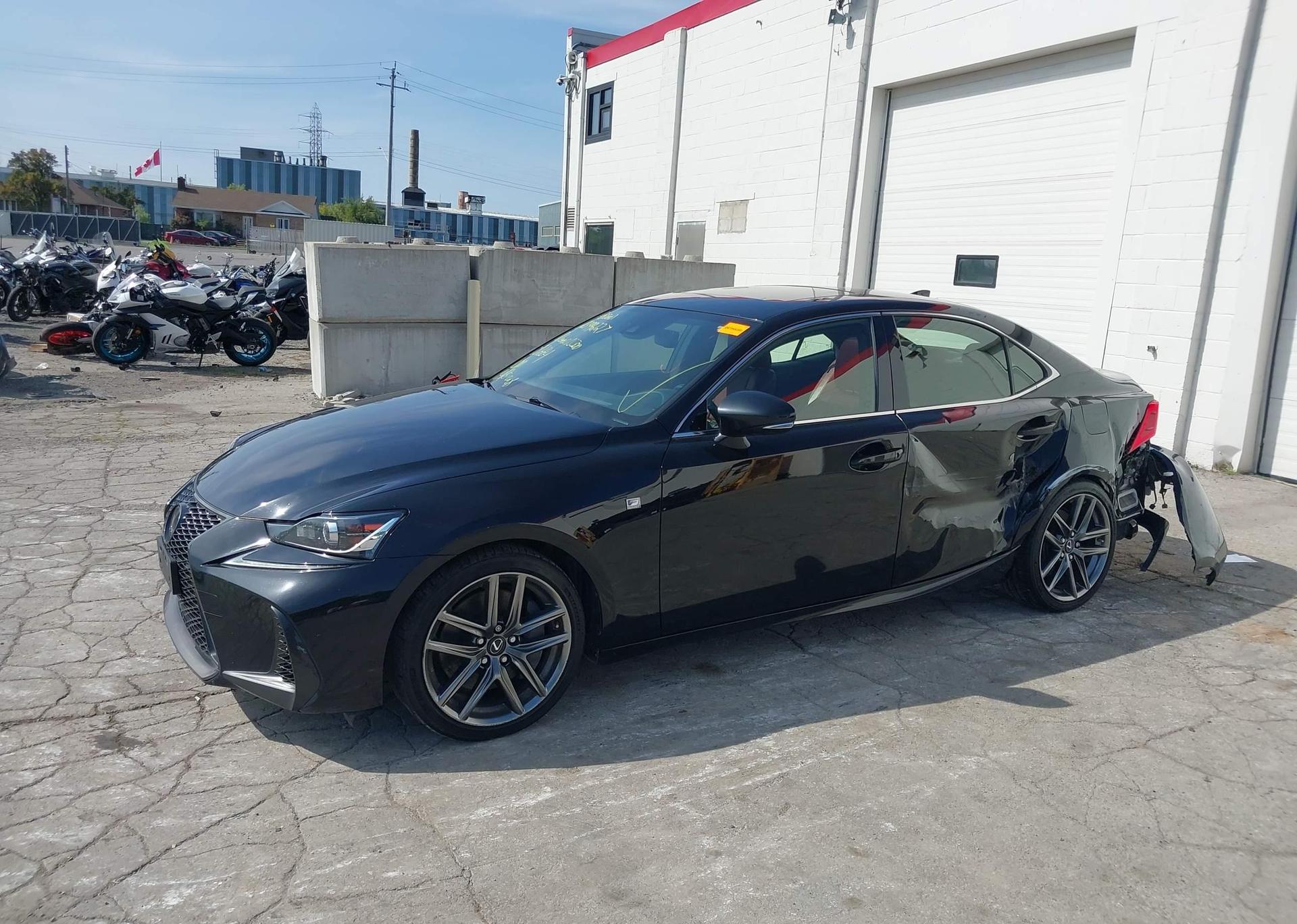 2018 LEXUS IS 300