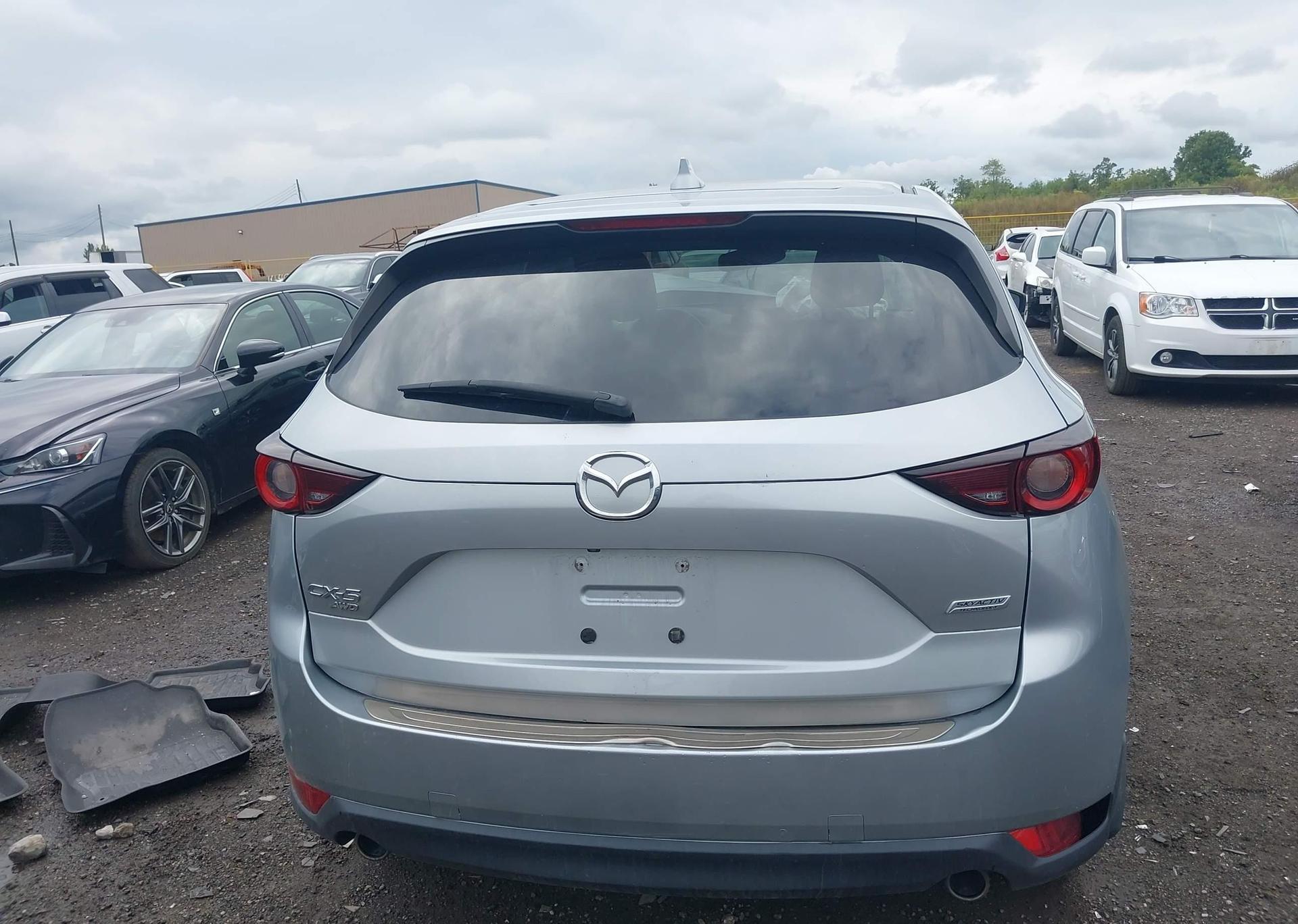 2017 MAZDA CX-5 GS