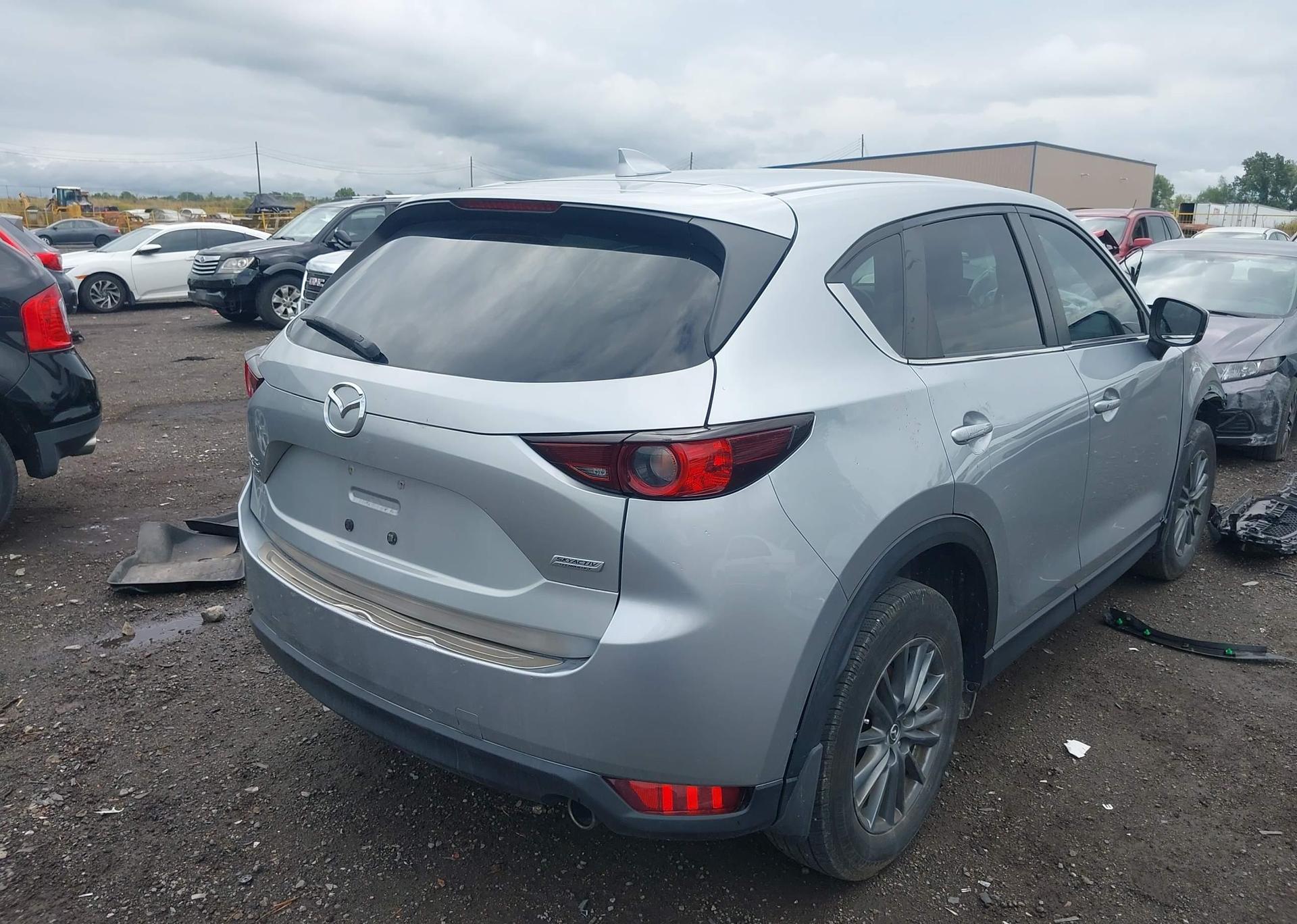 2017 MAZDA CX-5 GS