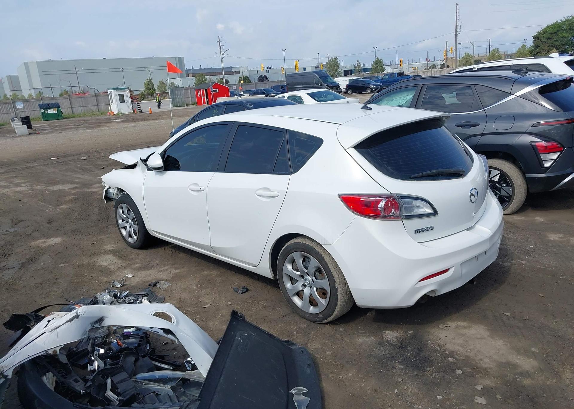 2012 MAZDA MAZDA3 GX