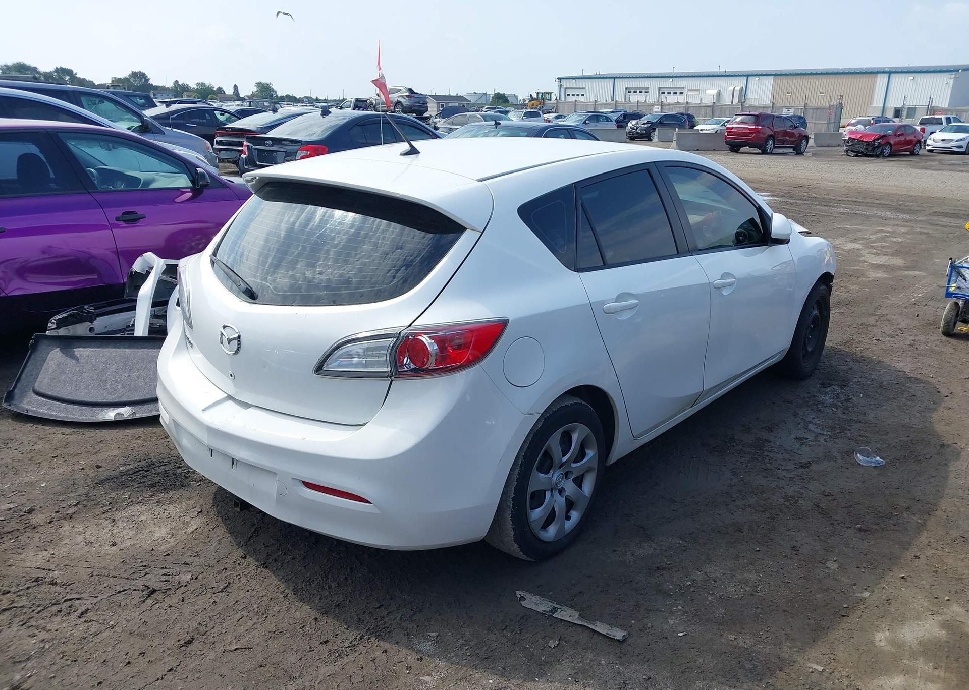 2012 MAZDA MAZDA3 GX