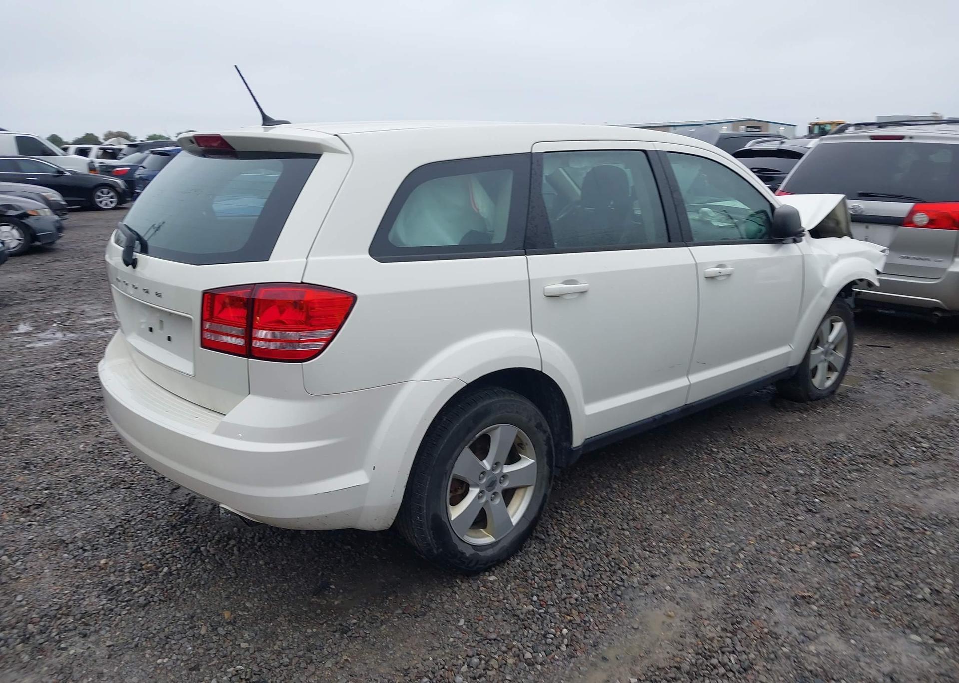 2018 DODGE JOURNEY SE