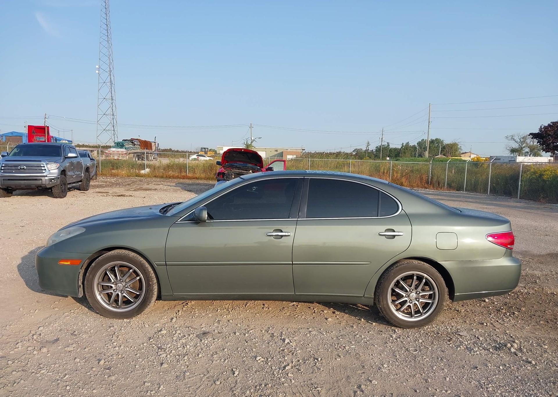 2005 LEXUS ES 330