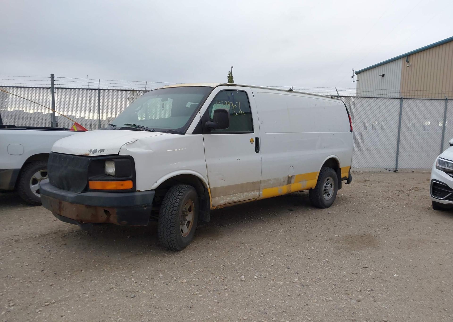 2009 CHEVROLET EXPRESS G3500