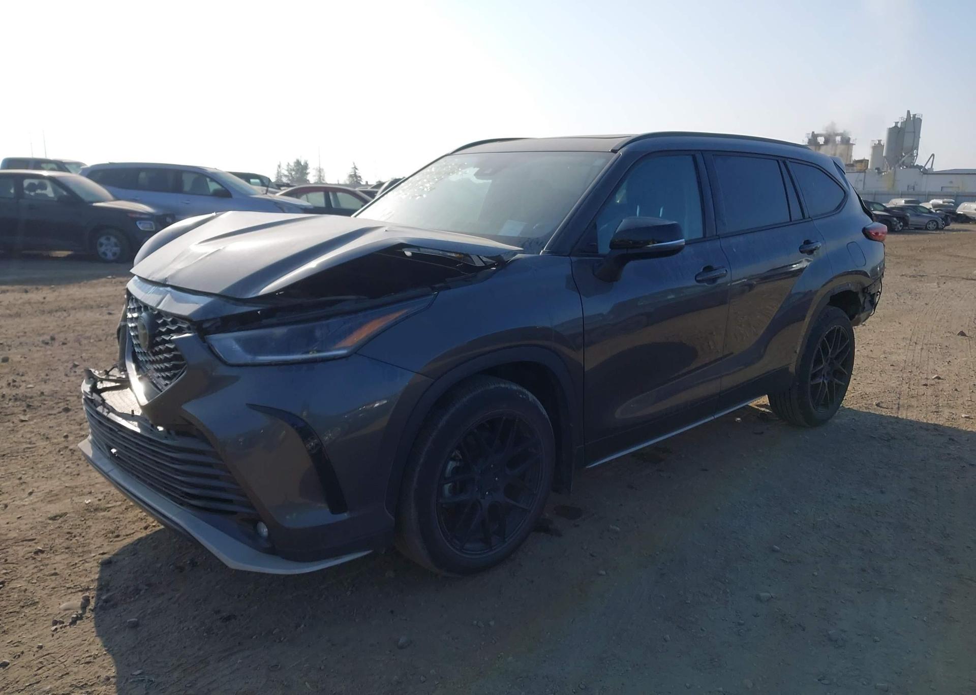 2022 TOYOTA HIGHLANDER XSE