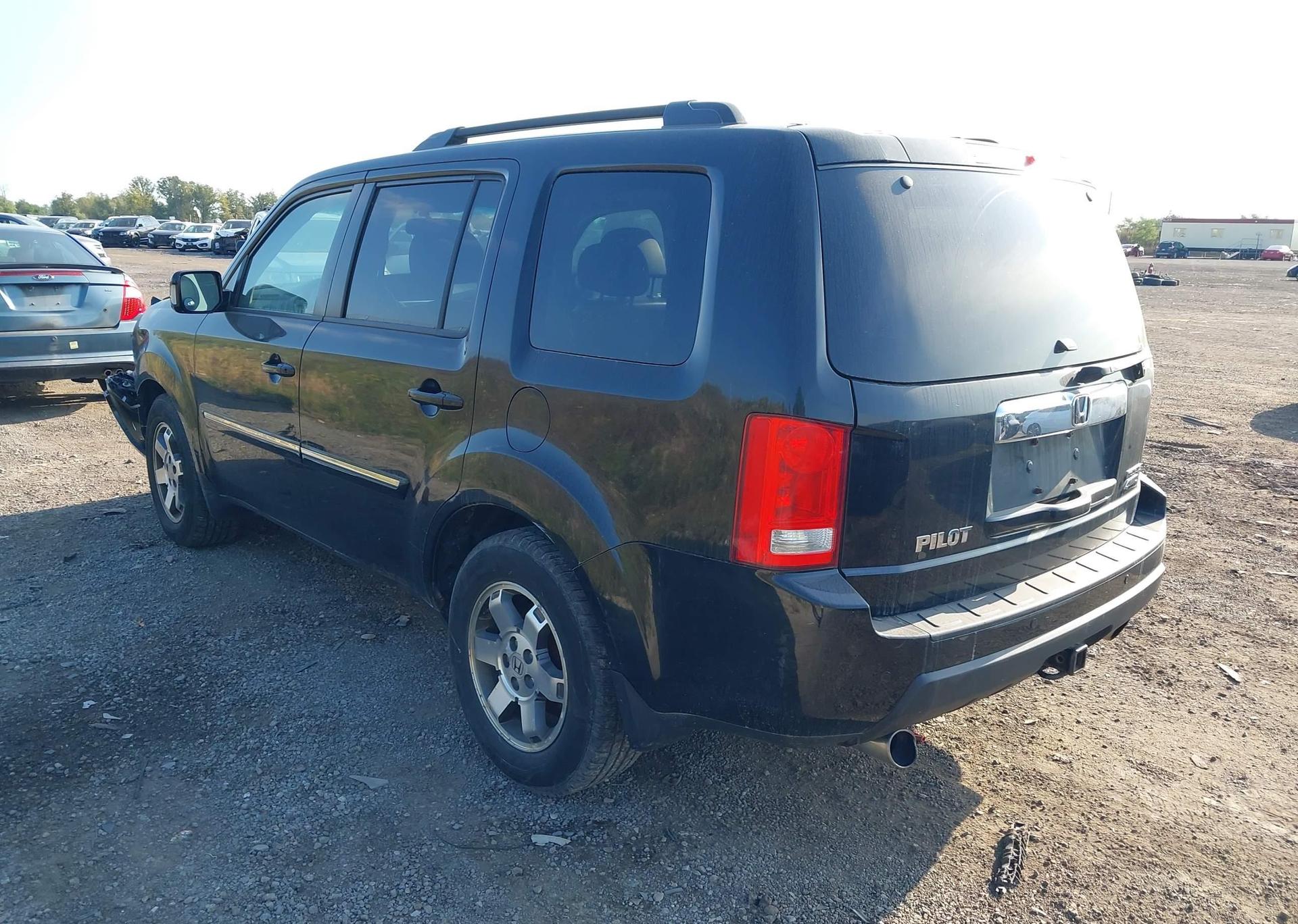 2011 HONDA PILOT