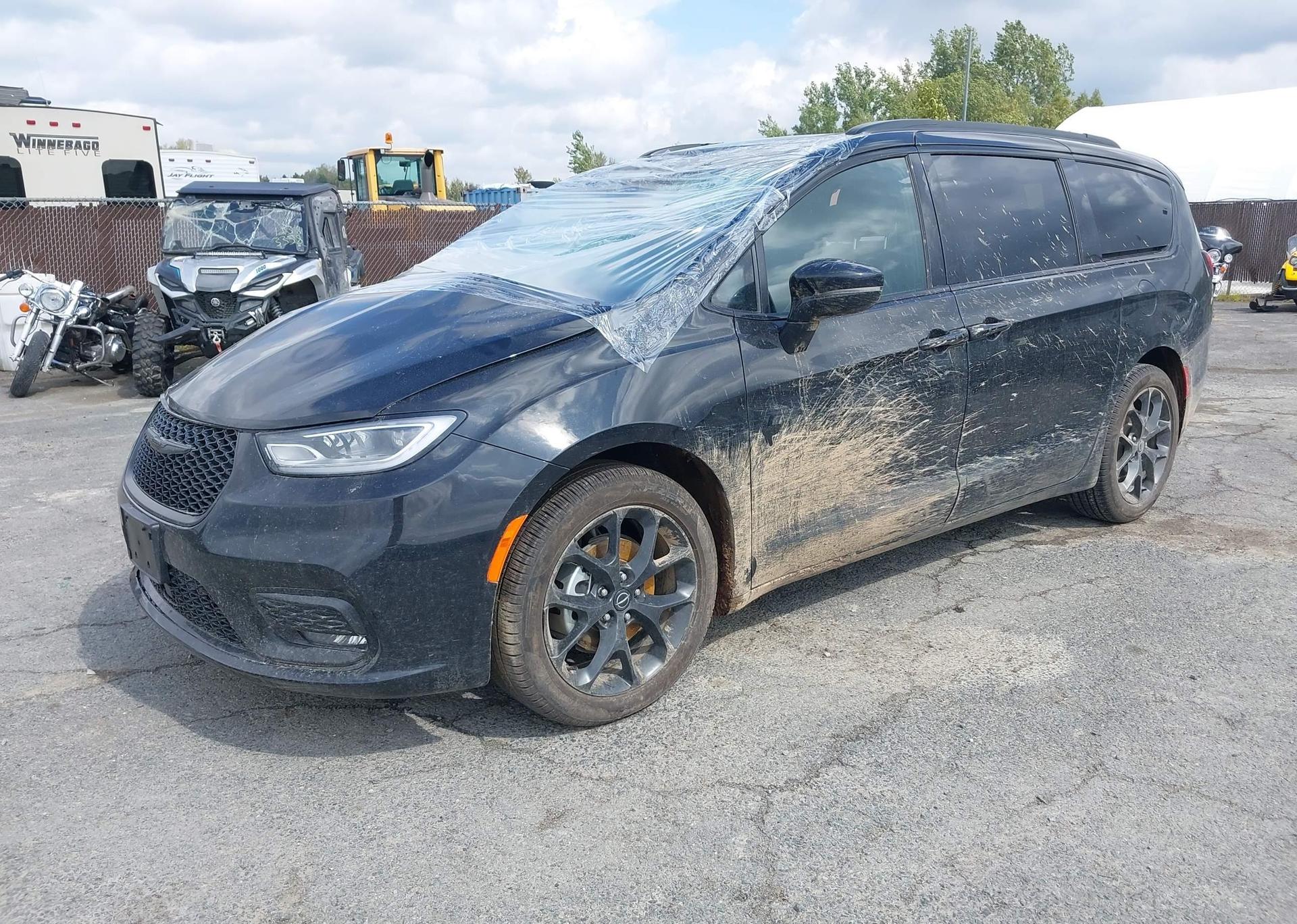 2025 CHRYSLER PACIFICA LIMITED