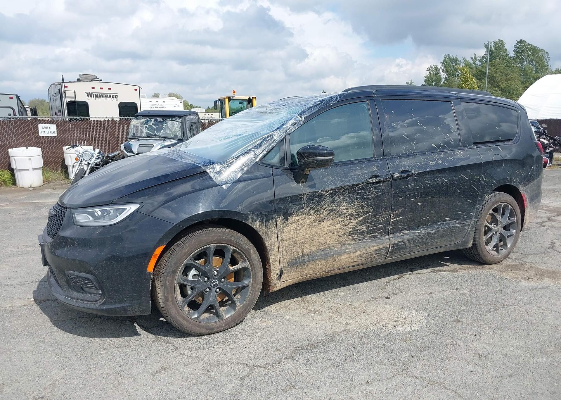 2025 CHRYSLER PACIFICA LIMITED