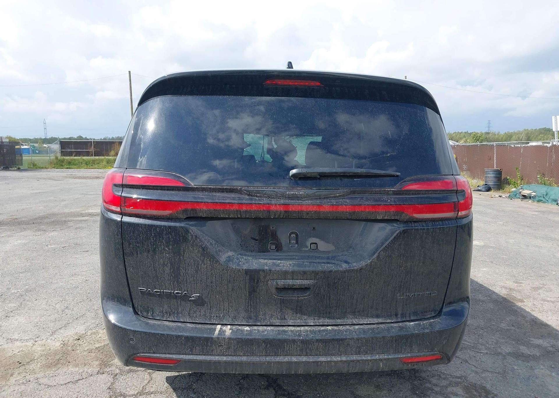 2025 CHRYSLER PACIFICA LIMITED