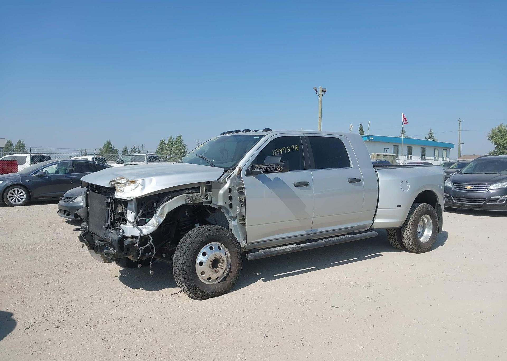 2017 RAM 3500 SLT
