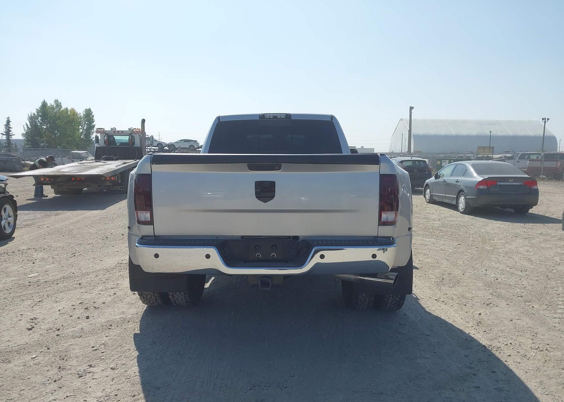 2017 RAM 3500 SLT
