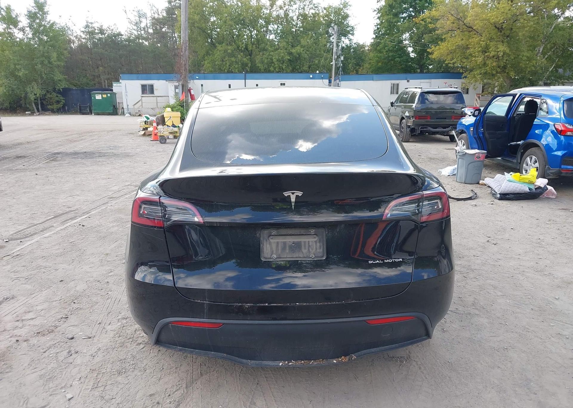 2022 TESLA MODEL Y LONG RANGE