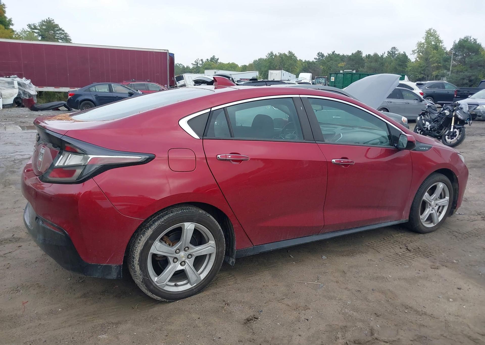 2018 CHEVROLET VOLT LT