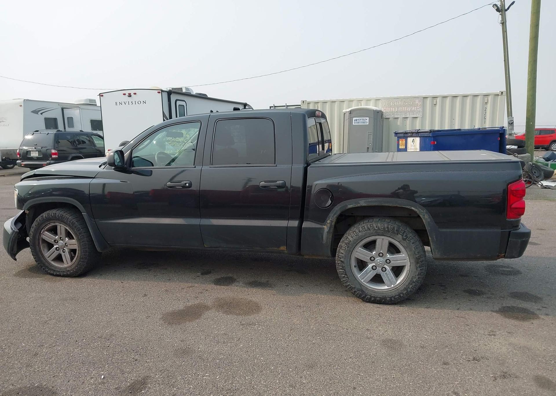 2008 DODGE DAKOTA QUAD SLT