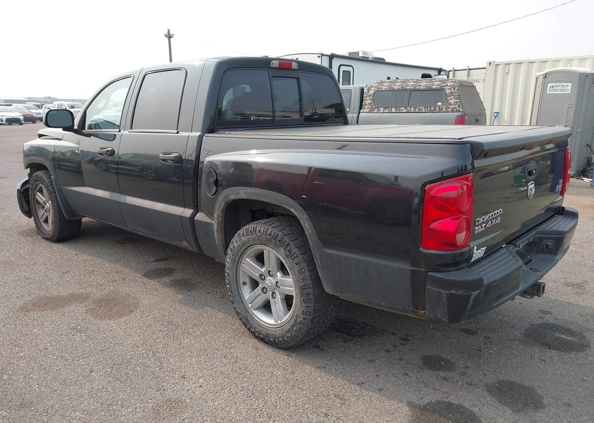 2008 DODGE DAKOTA QUAD SLT