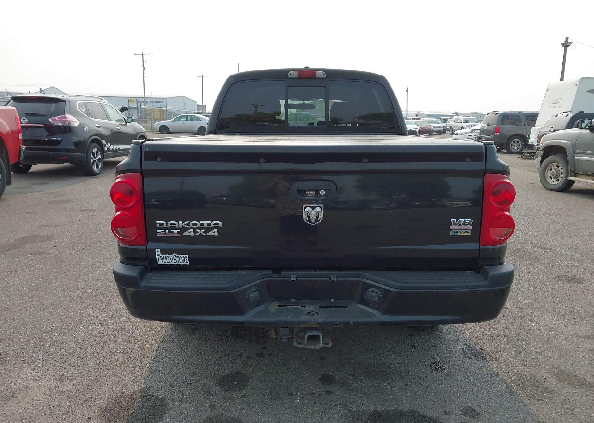 2008 DODGE DAKOTA QUAD SLT