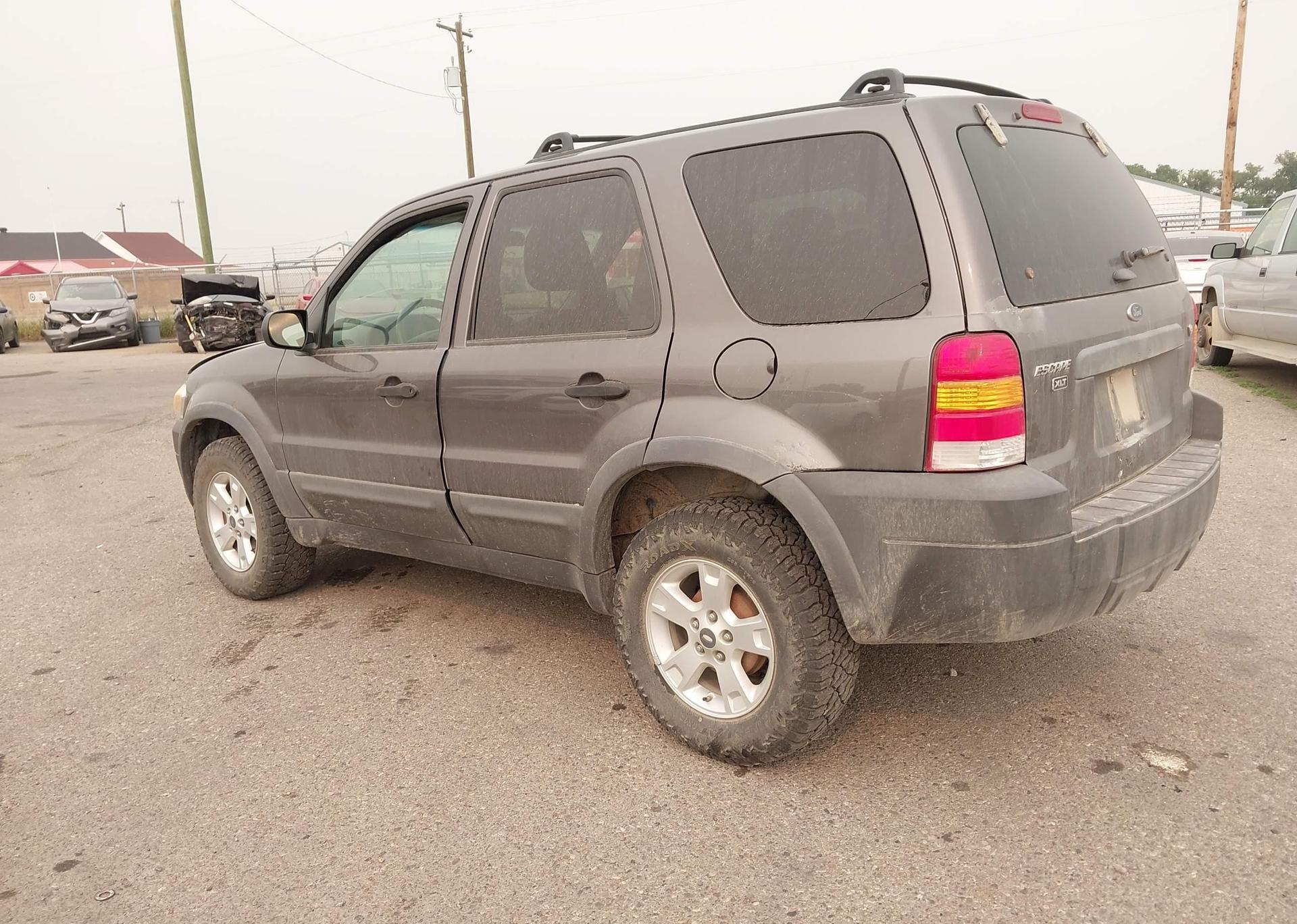 2006 FORD ESCAPE XLT