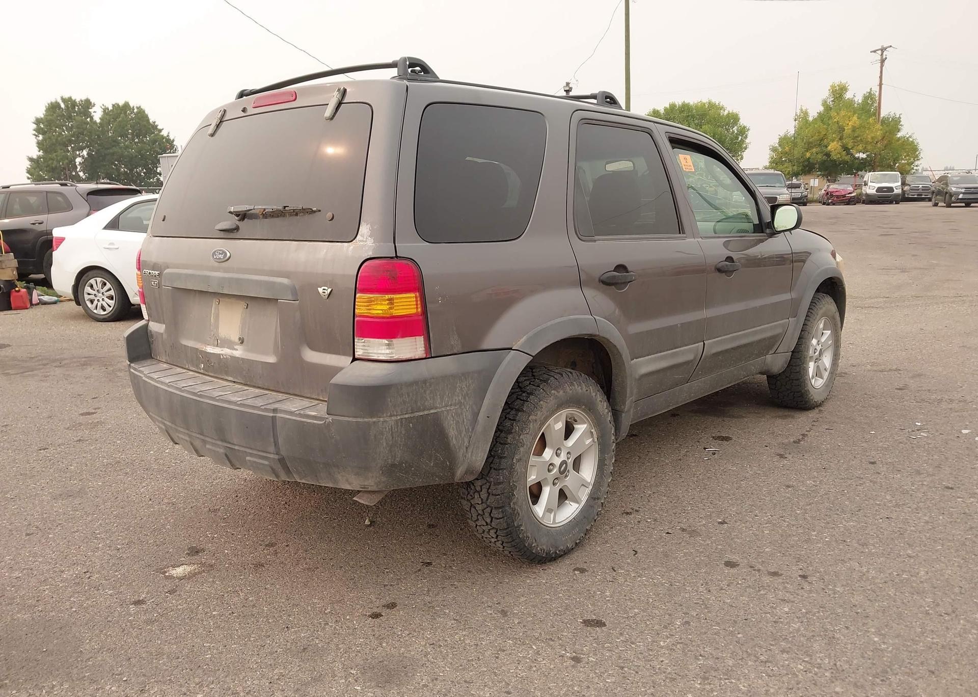 2006 FORD ESCAPE XLT