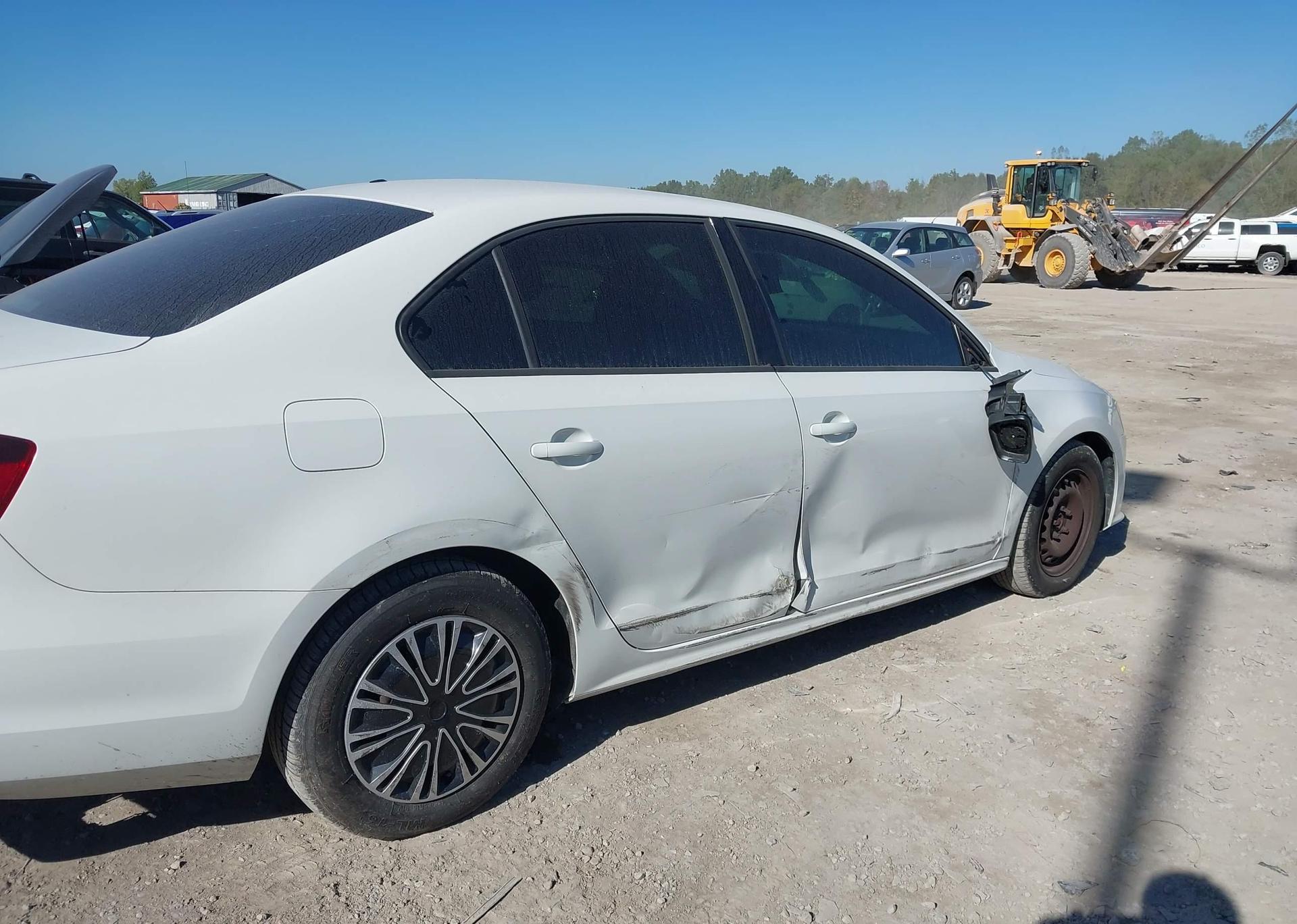 2016 VOLKSWAGEN JETTA