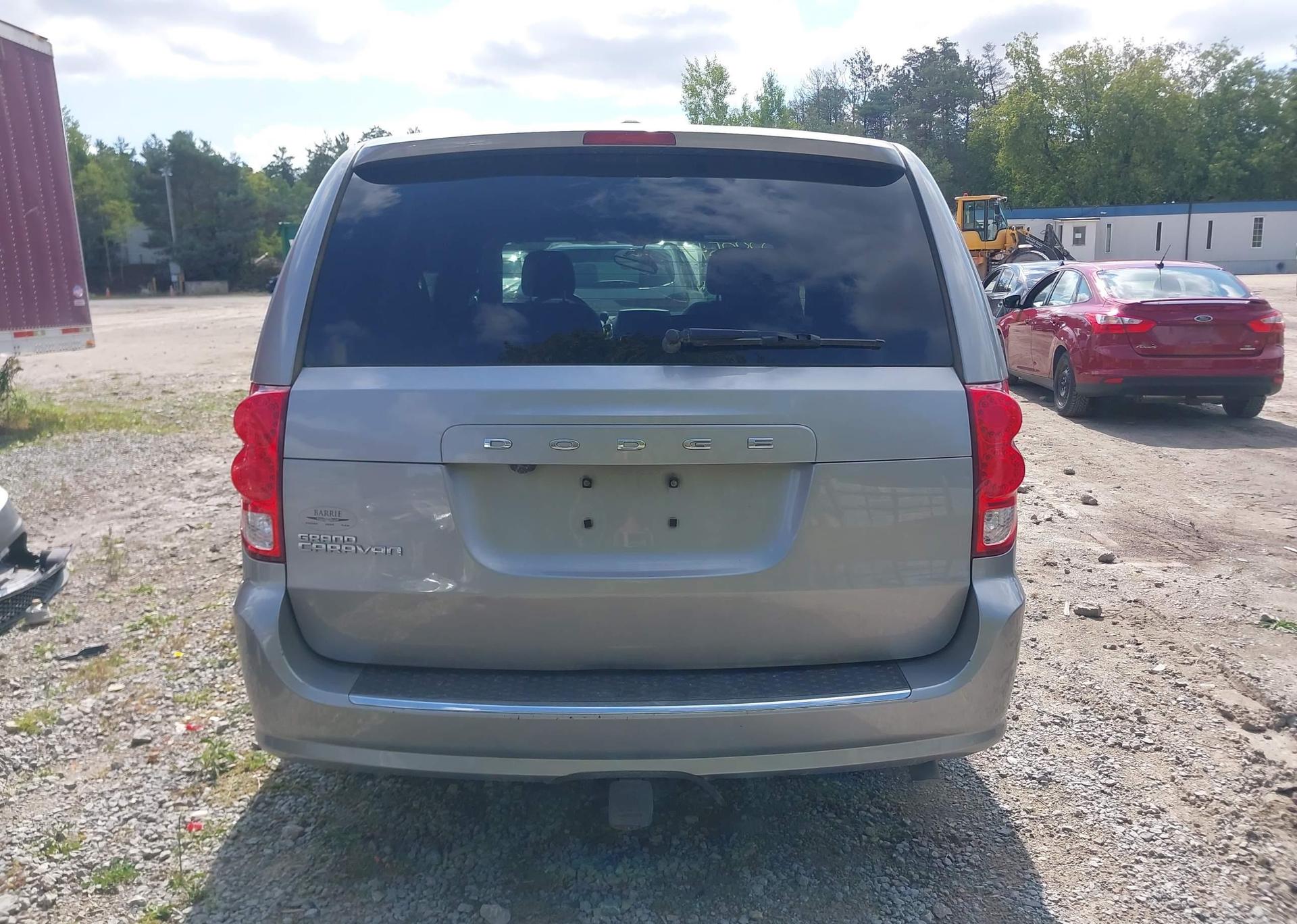 2016 DODGE GRAND CARAVAN SE
