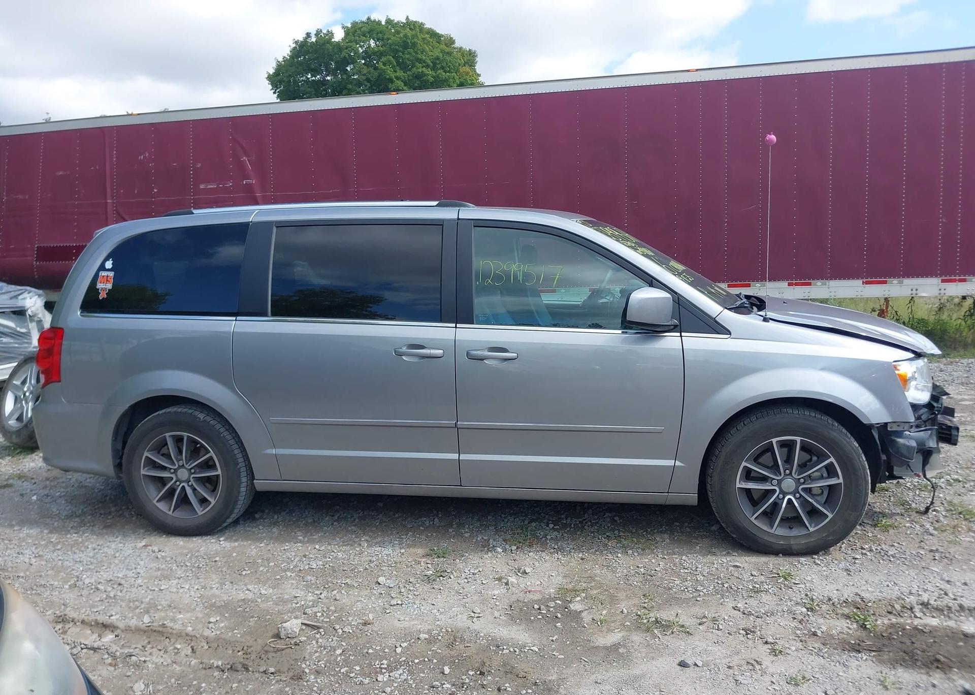 2016 DODGE GRAND CARAVAN SE