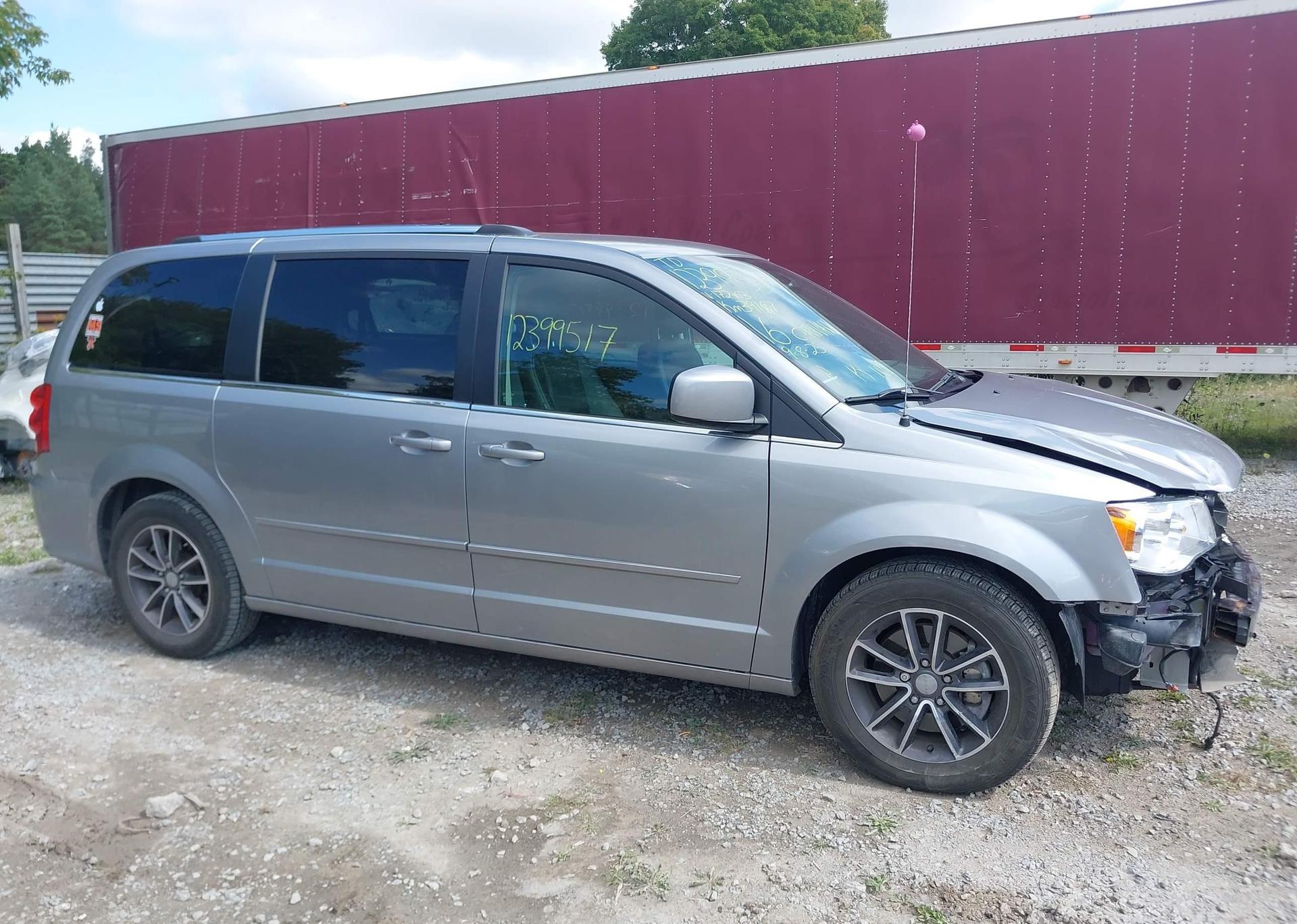 2016 DODGE GRAND CARAVAN SE