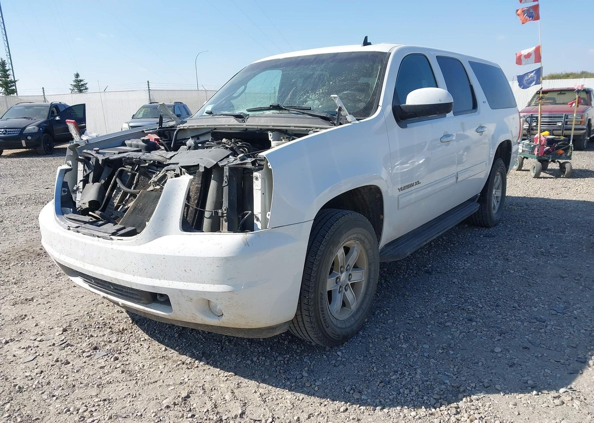 2013 GMC YUKON XL K1500 SLT