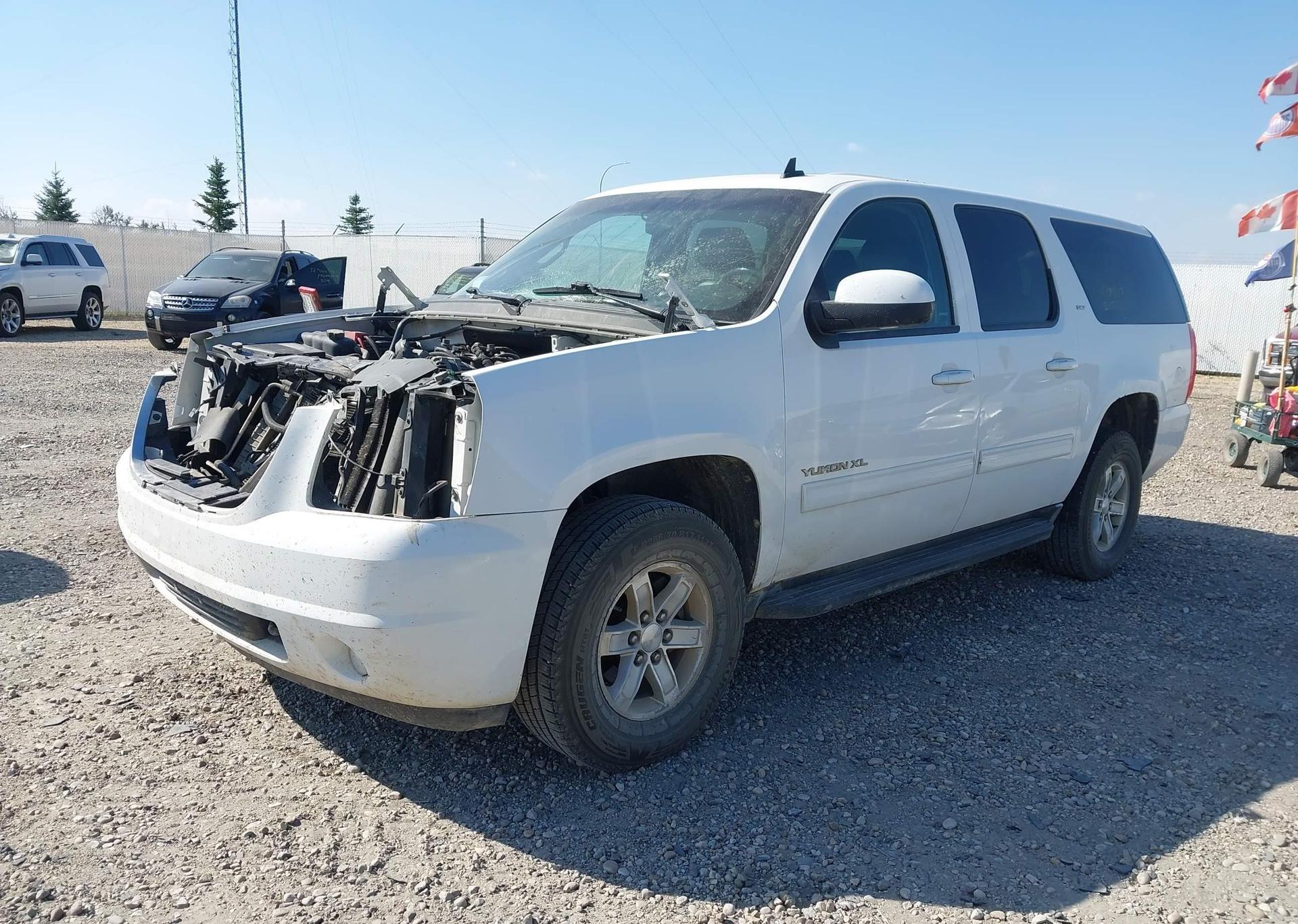 2013 GMC YUKON XL K1500 SLT