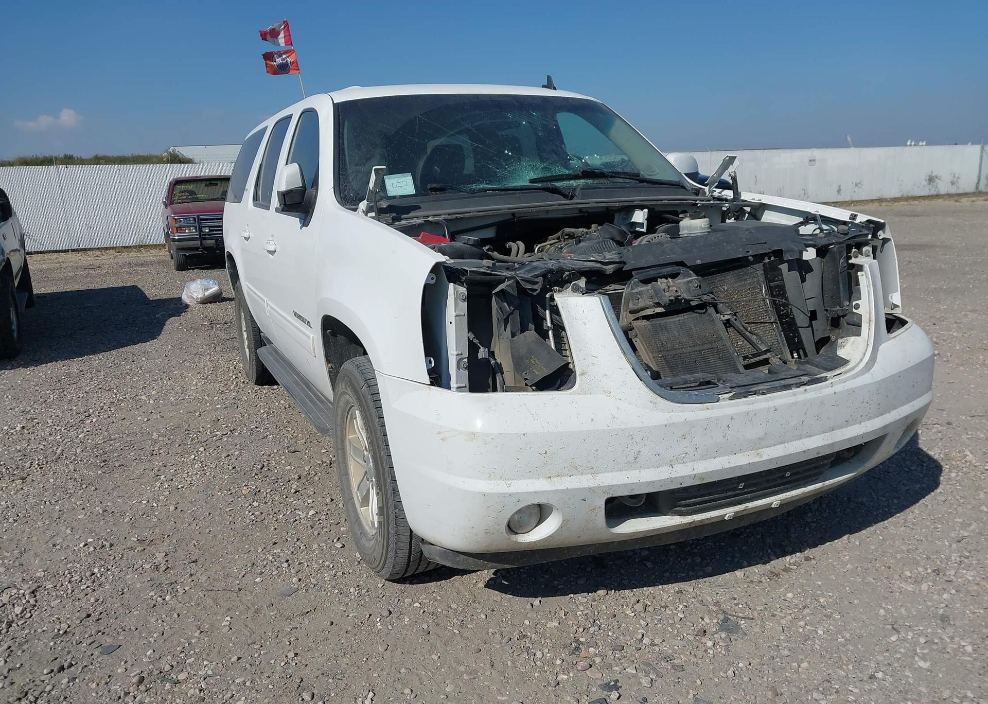 2013 GMC YUKON XL K1500 SLT