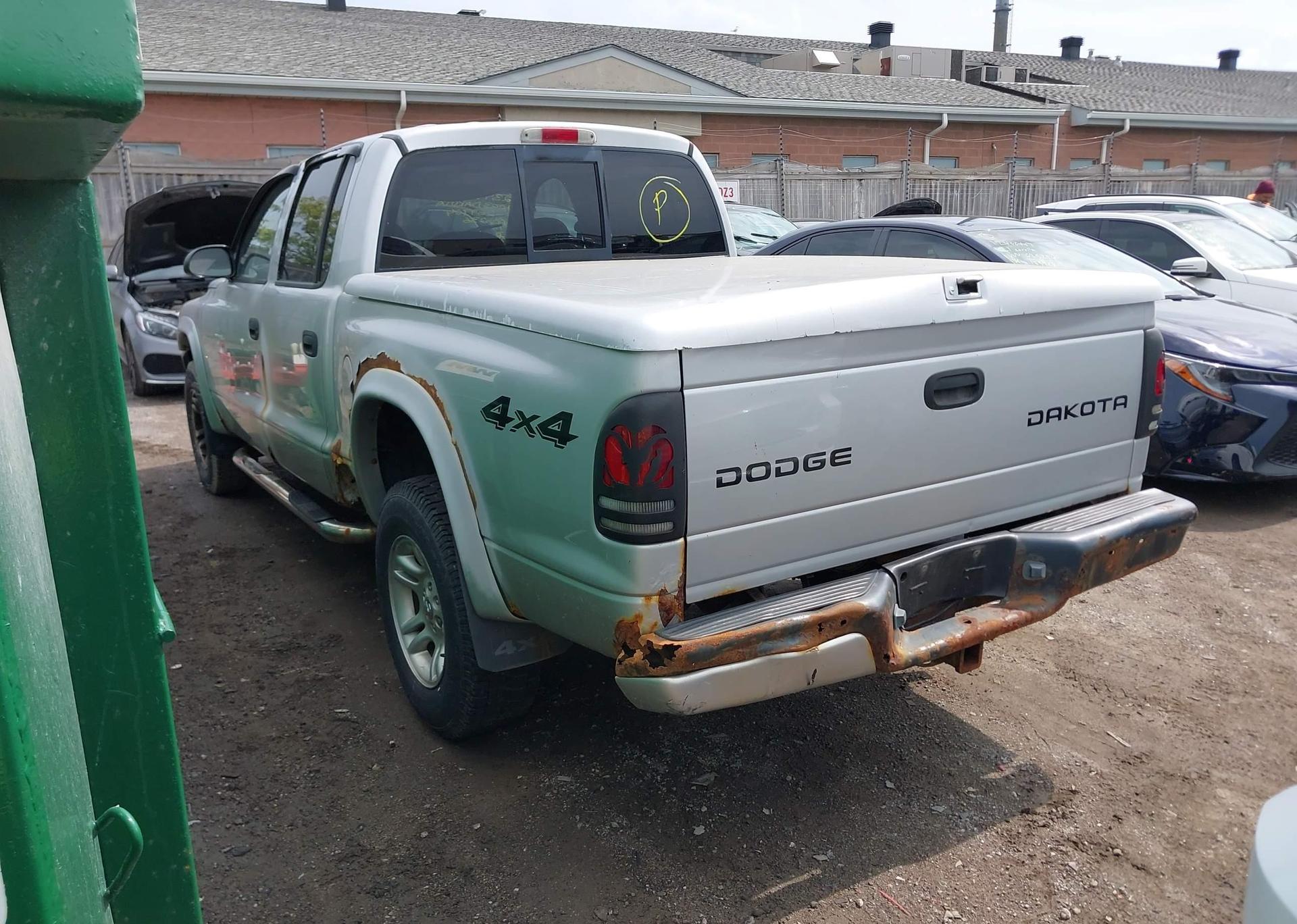 2003 DODGE DAKOTA SPORT