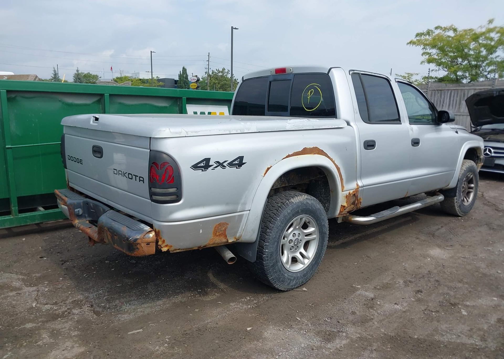 2003 DODGE DAKOTA SPORT