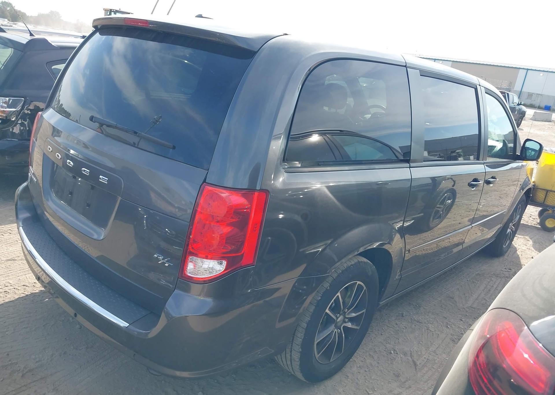 2016 DODGE GRAND CARAVAN R