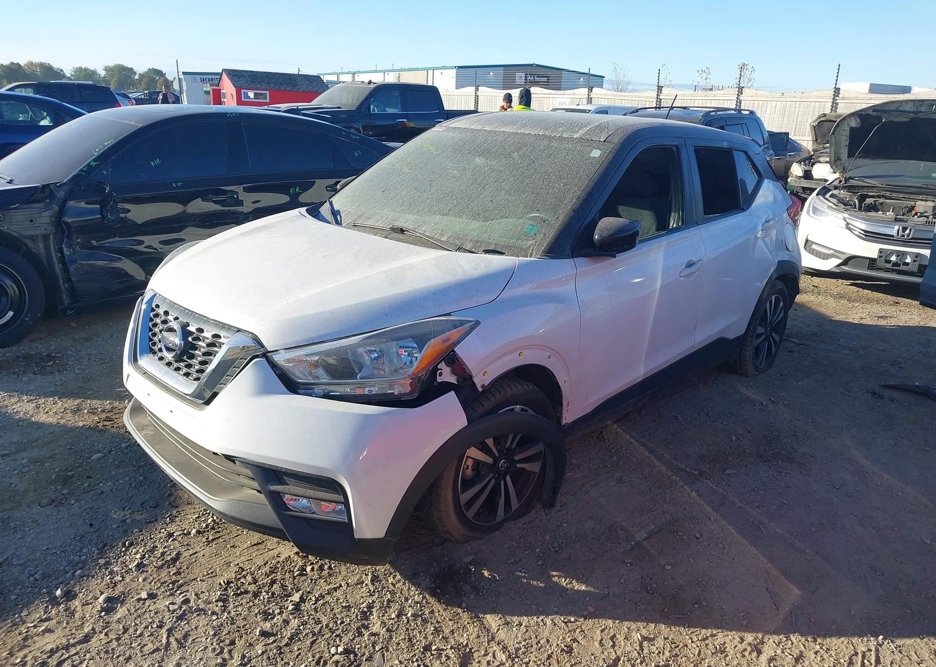 2019 NISSAN KICKS S