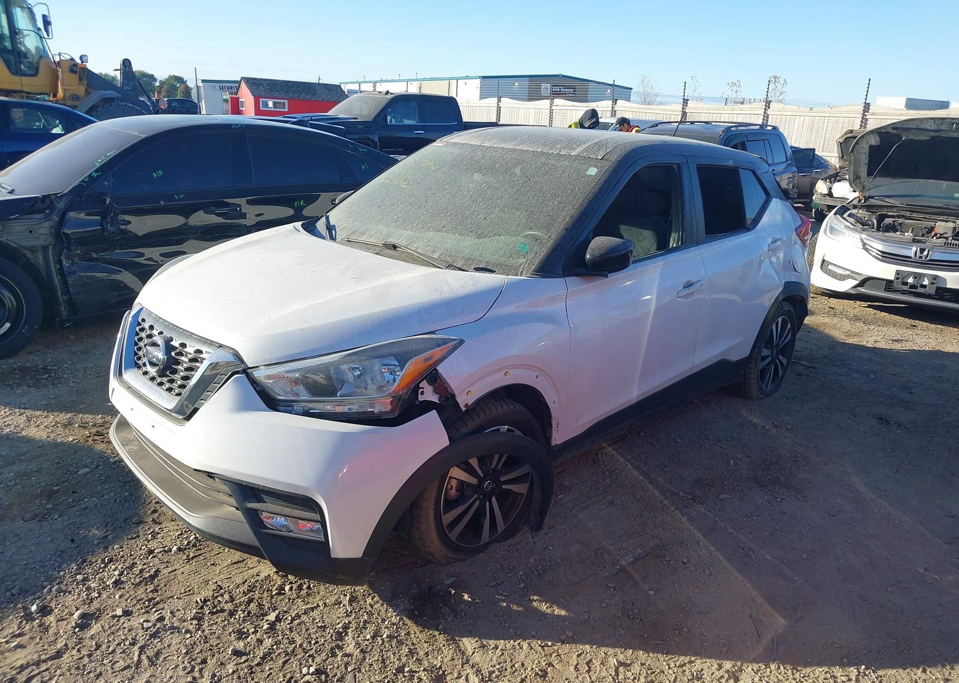 2019 NISSAN KICKS S