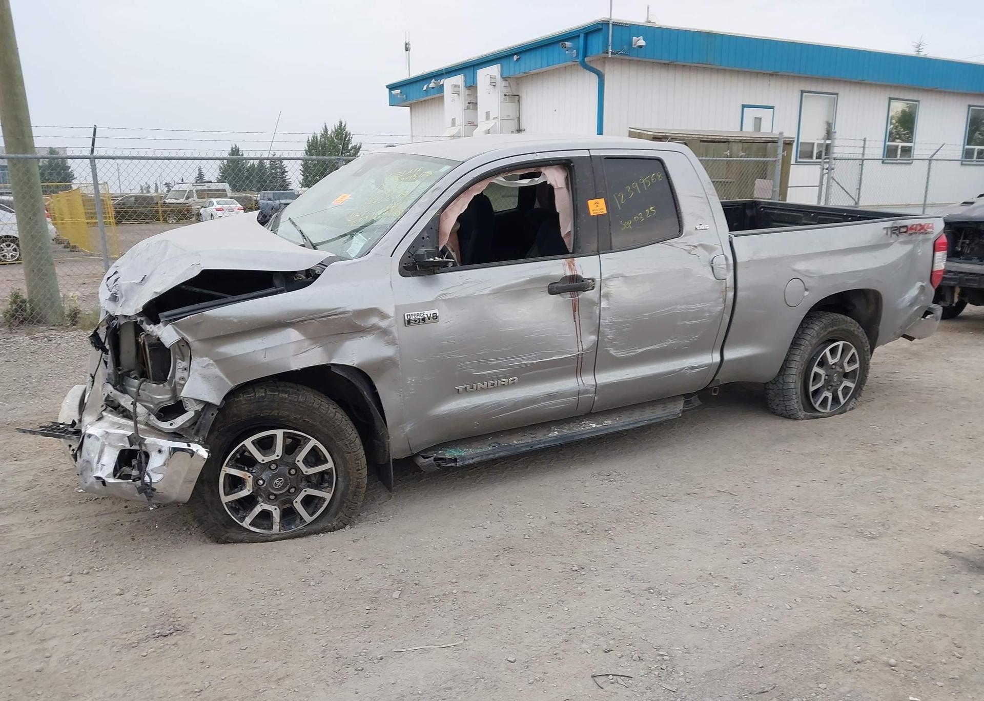 2018 TOYOTA TUNDRA DOUBLE CAB SR