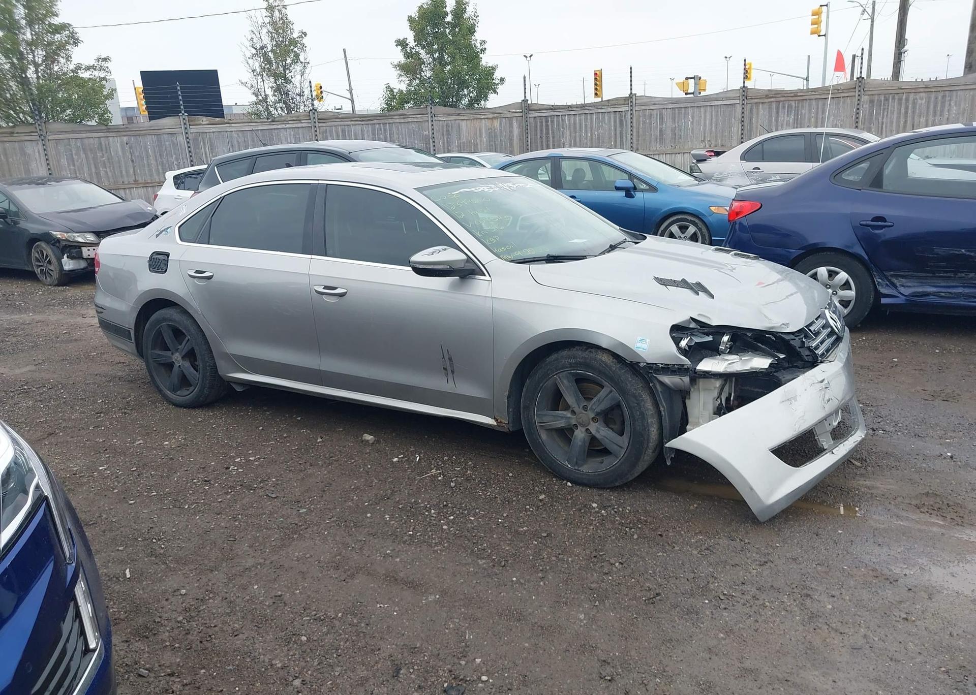 2012 VOLKSWAGEN PASSAT 2.5L COMFORTLINE