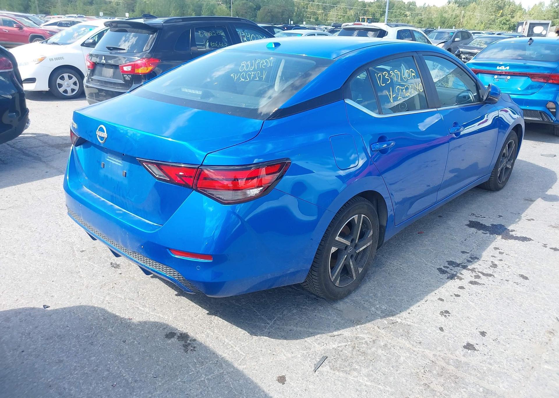 2025 NISSAN SENTRA SV