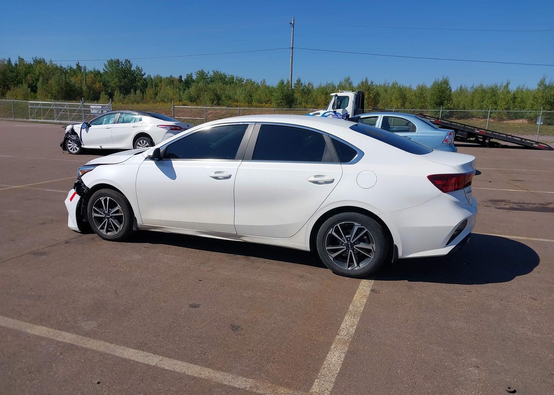 2022 KIA FORTE EX