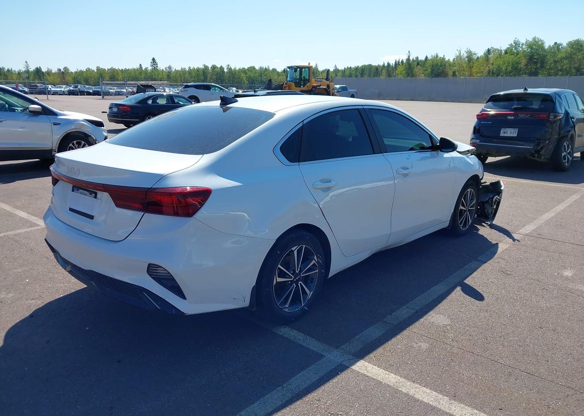 2022 KIA FORTE EX