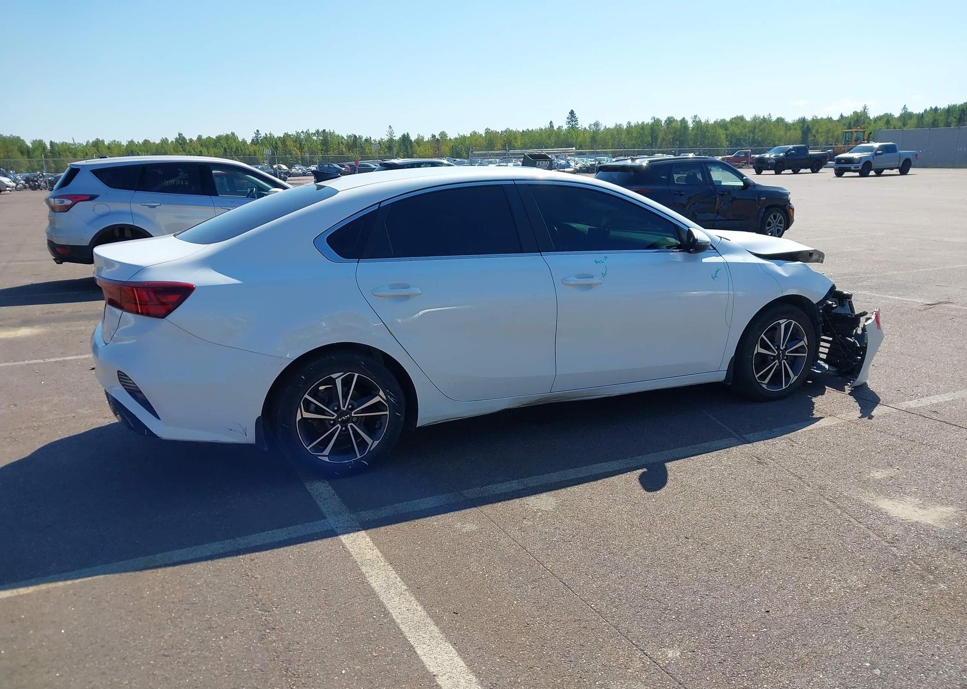 2022 KIA FORTE EX